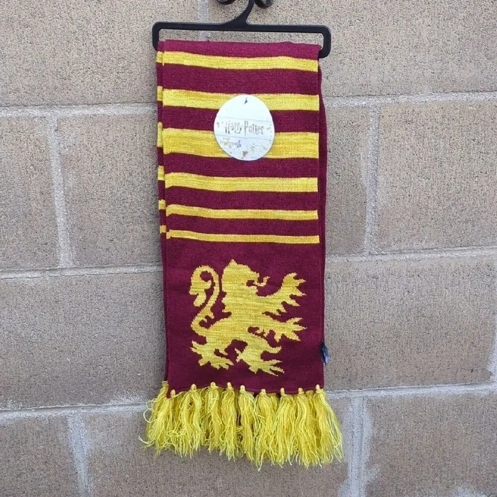 House Gryffindor - Harry Potter Winter Jacquard Banner Scarf. Unisex